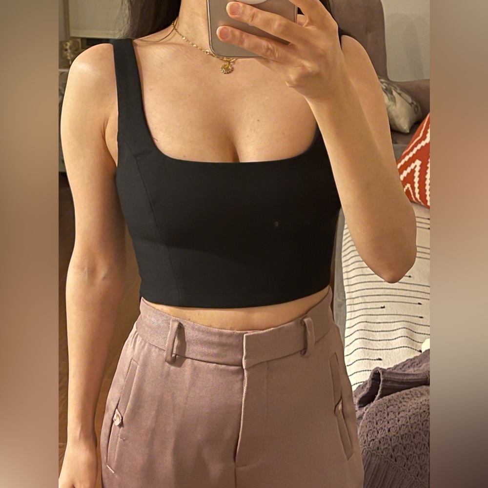 Aritzia Wilfred Ibiza Bustier (Cropped Top) (black matching pants)